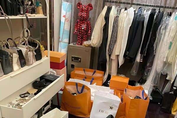 河东区回收一线品牌衣服